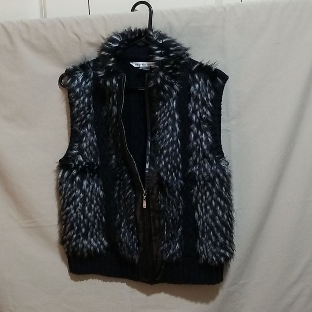 Peter Nygard Faux Fur Sleeveless Vest Sweater